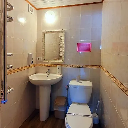 Guest house 12 місяців-травень, басейн з підігрівом