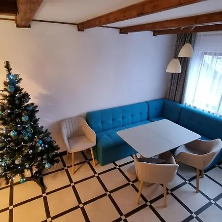 12 місяців-травень Sławsko