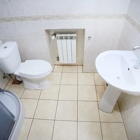 Guest house 12 місяців-травень, басейн з підігрівом *