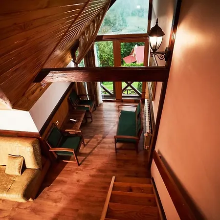 12 місяців-травень Pensjonat