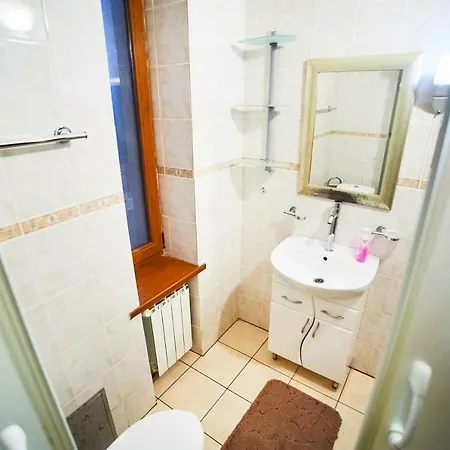 12 місяців-травень, басейн з підігрівом Guest house Slavske